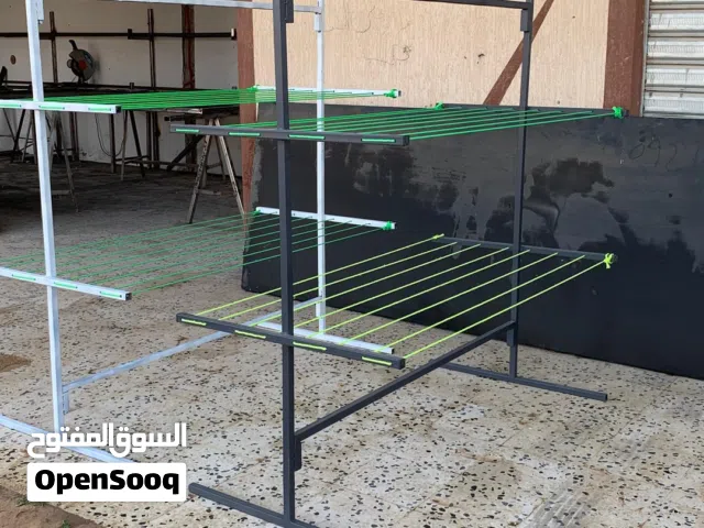منشر ملابس حجم عائلي متحرك بالعجلات يوجد توصيل لجميع المدن