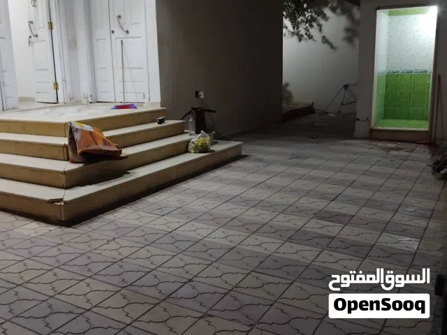 180 m2 3 Bedrooms Townhouse for Sale in Tripoli Ain Zara