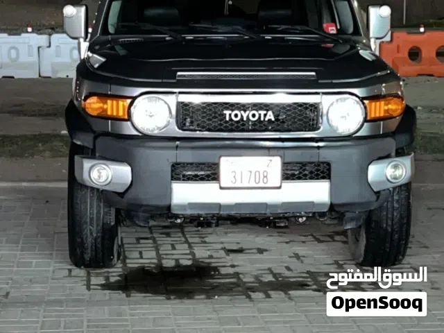 2010 تويوتا FJ Standard