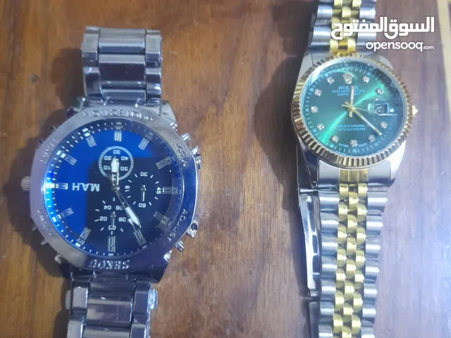 ساعتين مميزين للبيع