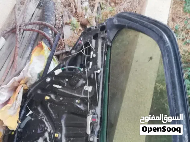 باب لكسز LS400