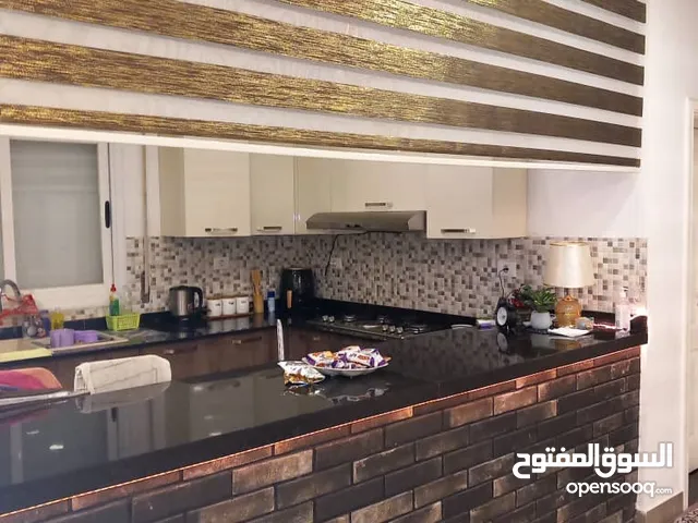 200 m2 5 Bedrooms Apartments for Sale in Tripoli Ain Zara
