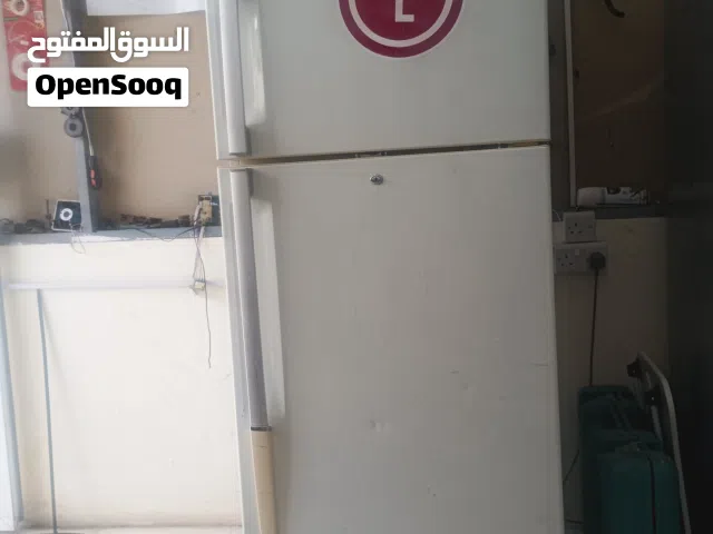 refrigerator LG good condition big size