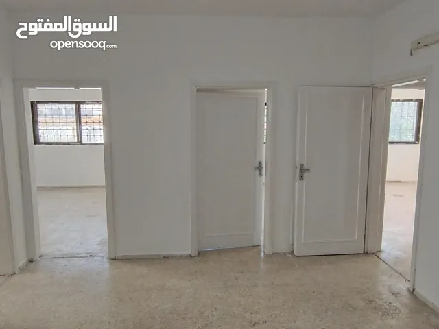 90 m2 3 Bedrooms Apartments for Rent in Irbid Iskan Al Atiba'