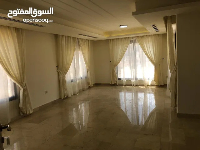 171 m2 3 Bedrooms Apartments for Rent in Amman Deir Ghbar
