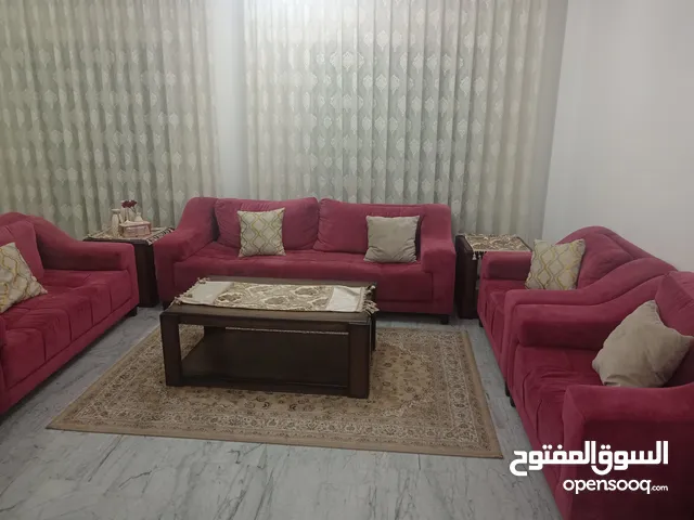 كنب للبيع بداعي السفر