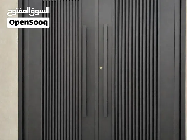 ابواب حديد بكافه الاحجام والاشكال