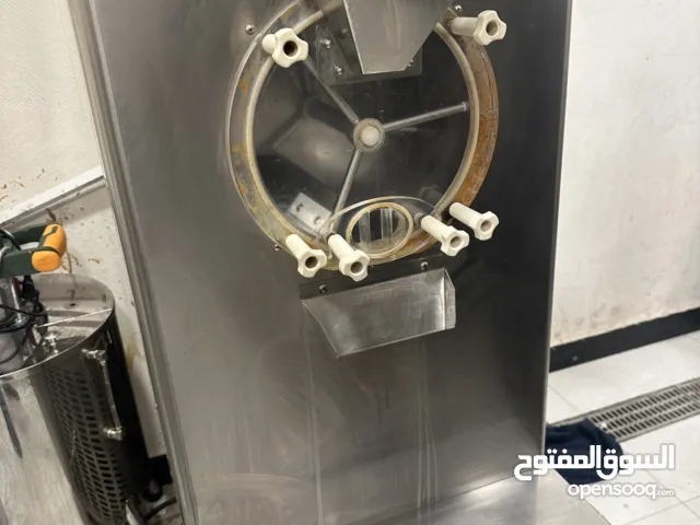 دي اس مكينة ايس كريم صيني ماطور امريكي اصلي بيها نظام حماية نظيفة شغالة 100٪  سوفت صيني شغالة