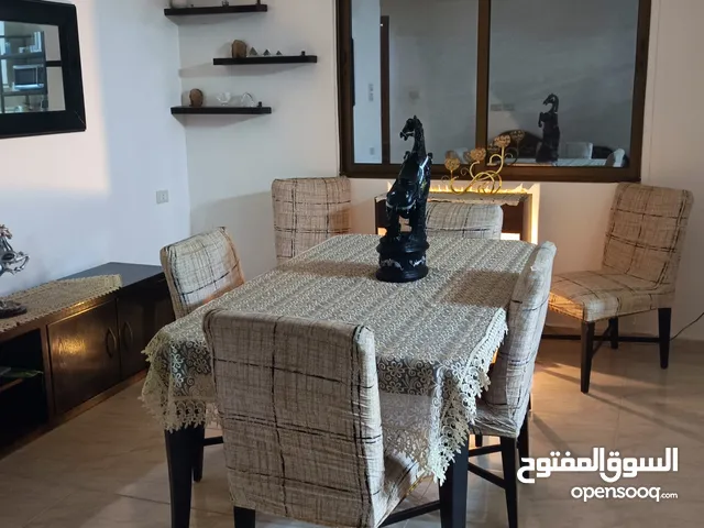 شقه طابق ارضي للبيع