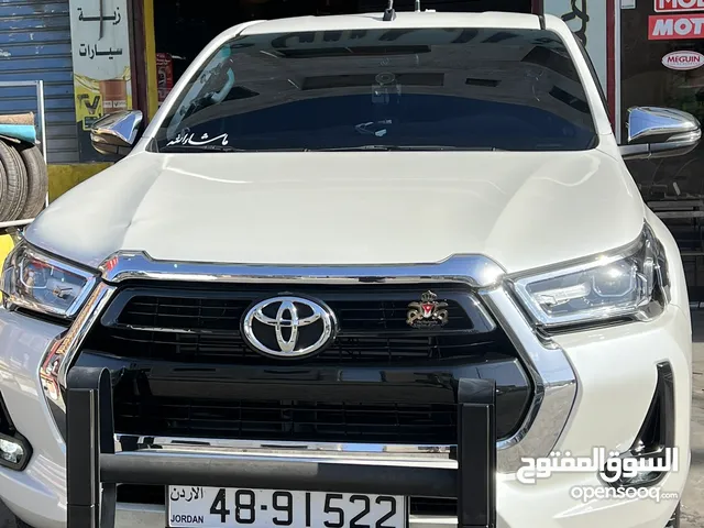 Used Toyota Hilux in Salt