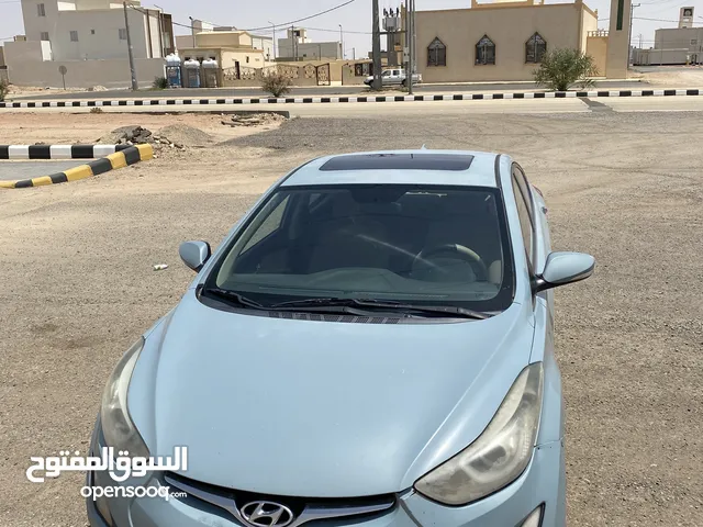 Used Hyundai Elantra in Al Quway'iyah