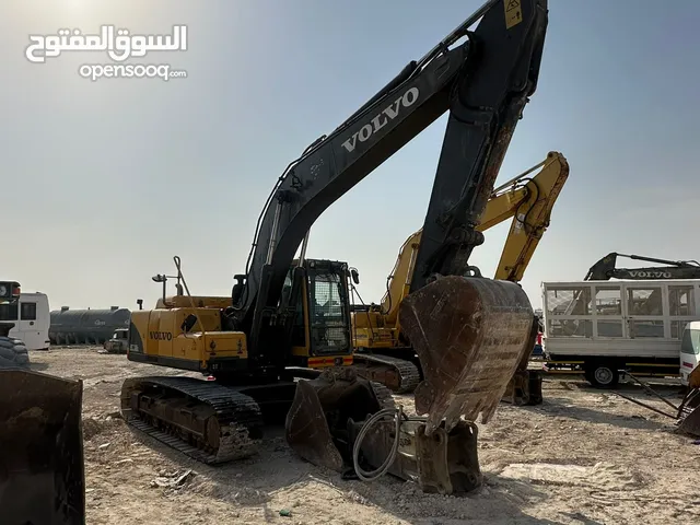 2016 Tracked Excavator Construction Equipments in Al Riyadh