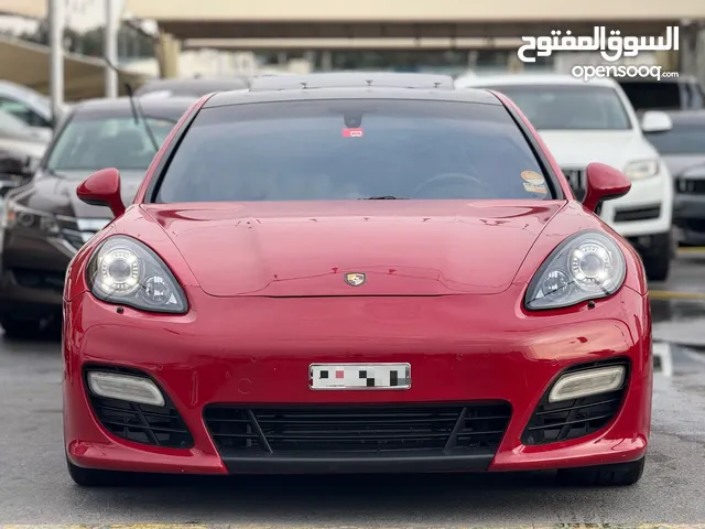 2013 Porsche Panamera GTS – 4.8L V8 – 430HP – Full Carbon – GCC – First Owner