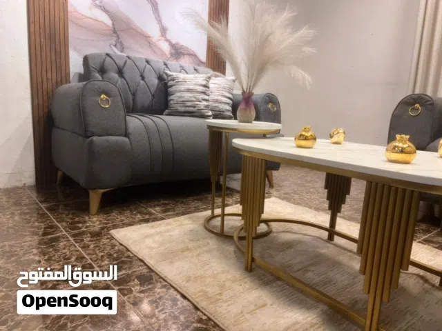 كورنر للبيع مستعجل 9 مقاعد لون رمادي