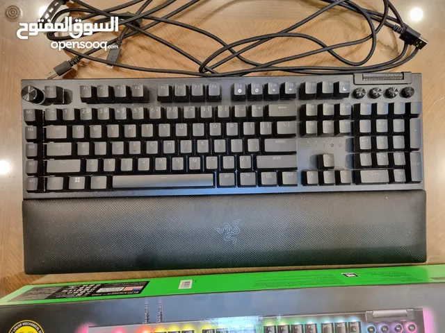 keyboard from razer black widow v4 pro