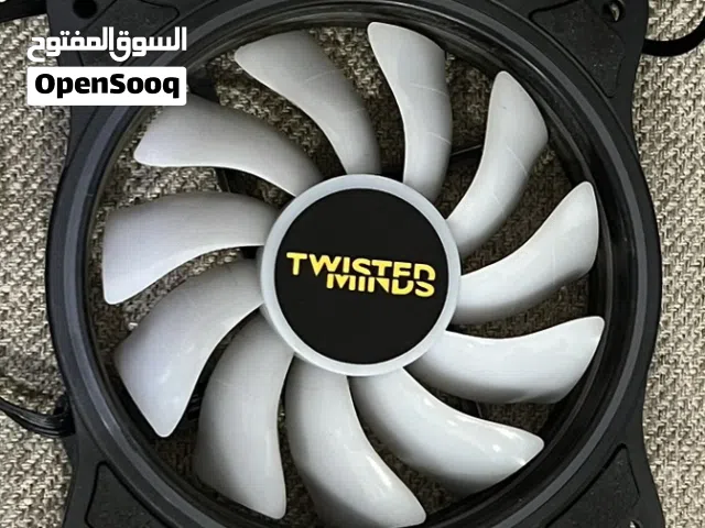للبيع 3 مراوح Twisted Minds للكيس