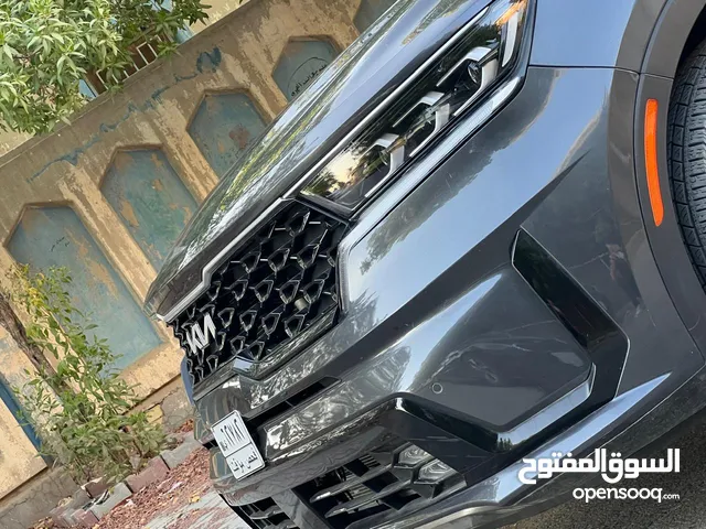 سورينتو موديل 2022 هايبرد (بلك ان ) SX pristage, بسعر مناسب