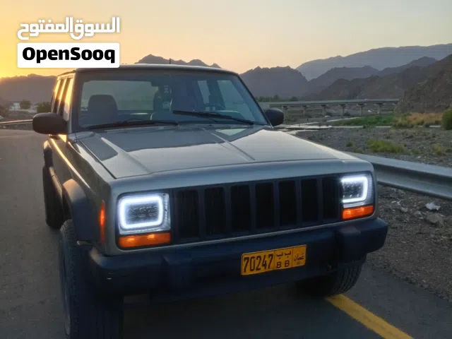 2000 جيب شيروكى Sport