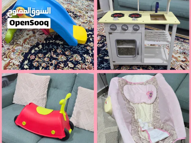 أغراض أطفال بعضها جديد و الاخر بحالة ممتازة كلهم 12 دينار فقط مع التوصيل لمناطق معينة