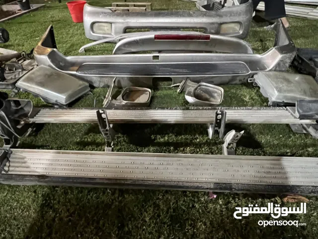 قطع غيار لاند كروزر 2002