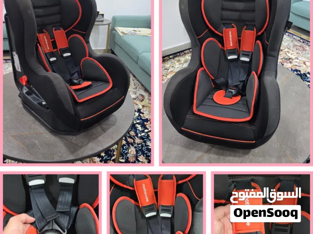 كرسي مذركير فرنسي أصلي شبه جديد. له وضعيات نوم و جلوس من 5 أشهر حتى 4 سنوات تقريبا