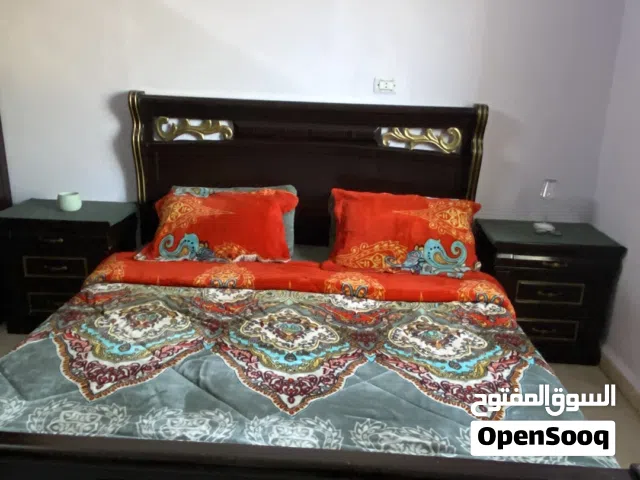غرفة نوم مستعملة بحالة ممتازة