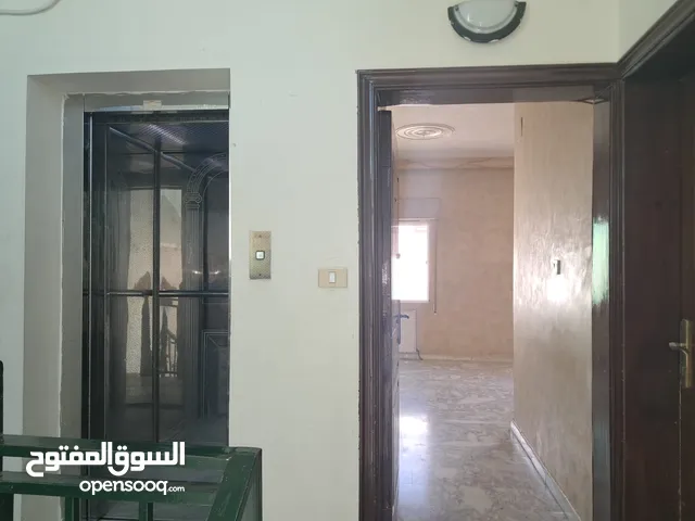 شقة للأيجار في منطقة الرابية قرب شركة اورانج للأتصالات