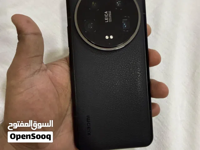 Xiaomi 14 ultra with camera kitt