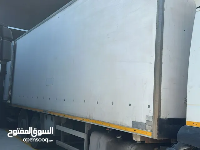 شاحنة للبيع stralis 360 بحالة ممتازة جدا