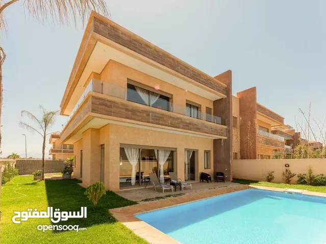 1000 m2 4 Bedrooms Villa for Rent in Marrakesh Annakhil