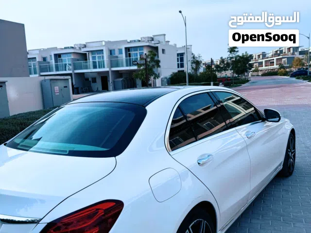 2015 مرسيدس بنز الفئة-C C 200