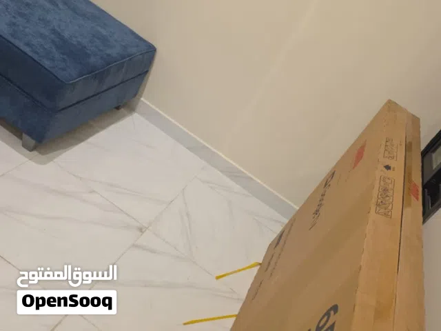 شاشة هام 65 بوصه جديده سمارت مع الفاتوره
