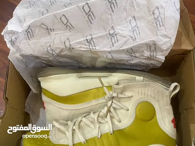 steph curry under armour basketball shoes