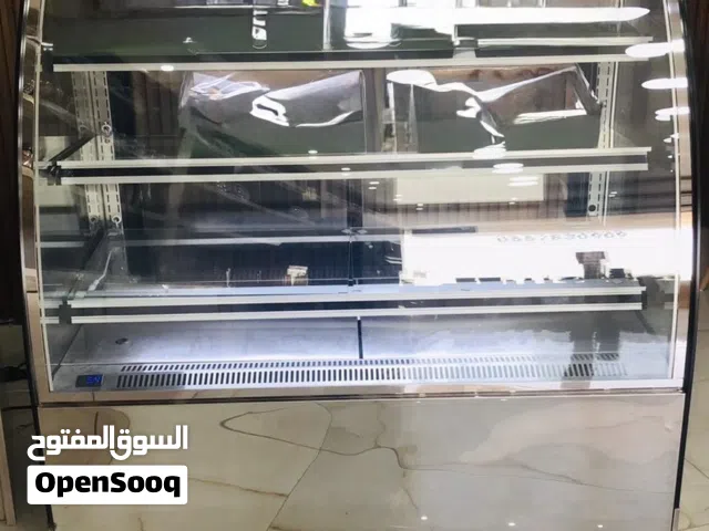 ثلاجه عرض زجاجيه