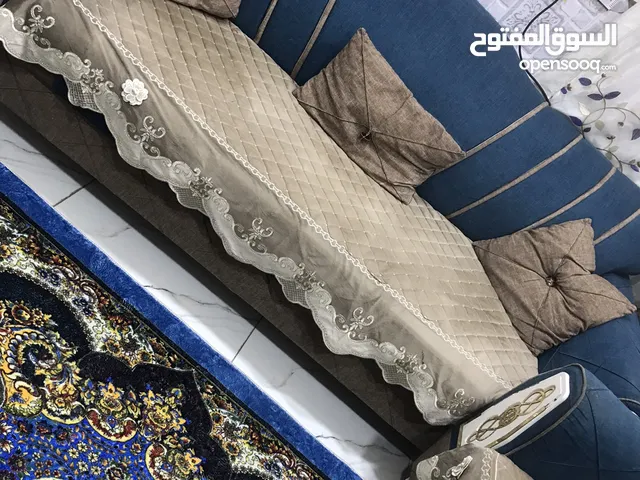 تخم عشر مقاعد
