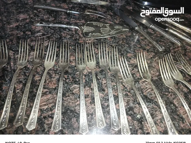 شوك طعام مستعمل للبيع وشاحط كيك وشوكه تقديم