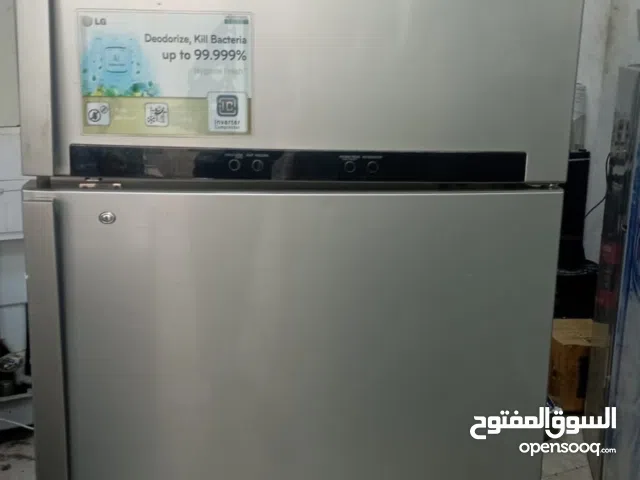 ثلاجه نظيفه وممتازه جدا بدون اعطال(LG)قابل للتفاوض