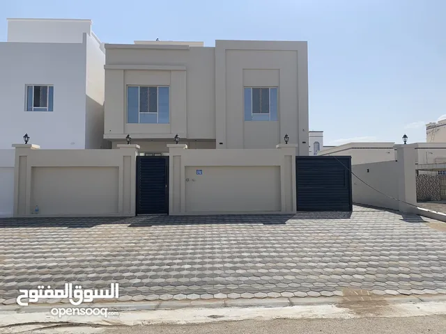 334 m2 5 Bedrooms Villa for Sale in Muscat Al Maabilah