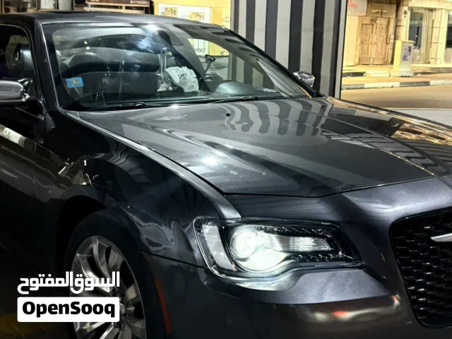 2016 كرايسلر 300 300S V6
