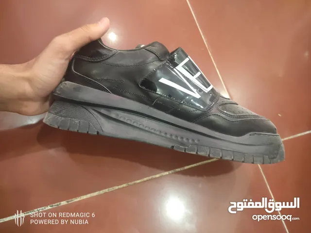 used for 1week Versace brand shoes excellent quality shoes
