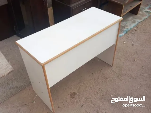 مكتب كبير للبيع المستعجل