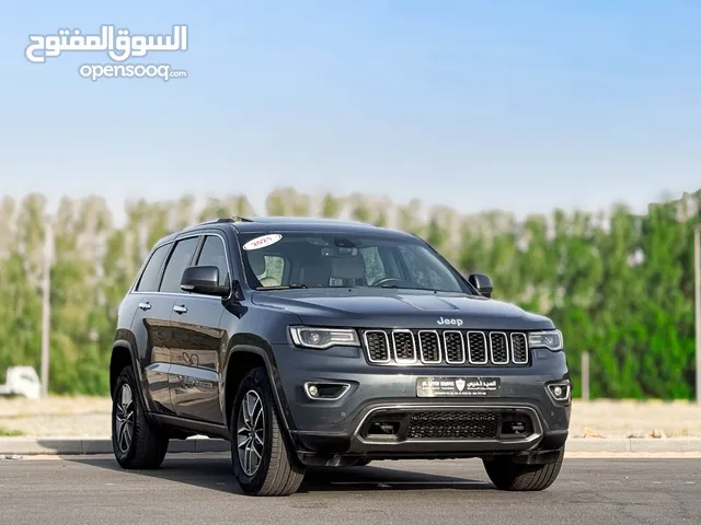 Jeep Grand Cherokee Limited 3.6 L 2021 Model, GCC Excellent Condition P.M 1,367