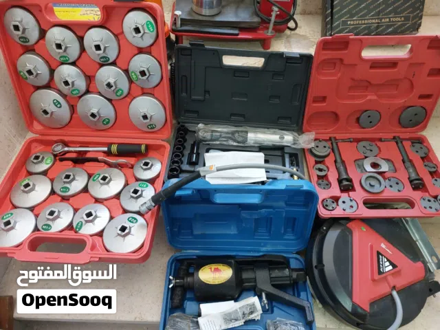 للبيع أغراض معدات كراج سيارات