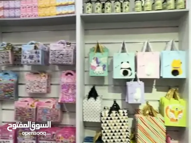 ديكورات محل
