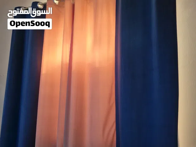 ستائر طبقتين بحالة ممتازة