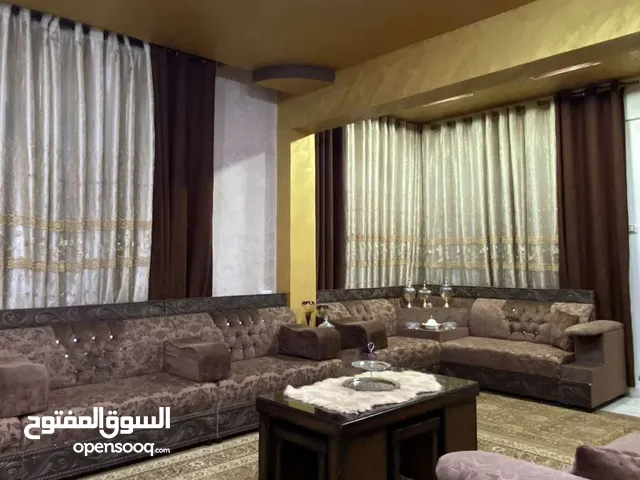 جلسه خليجيه مستعمله بحاله جيده جدا