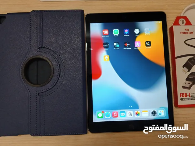 Apple iPad Air 2 64GB 9.7 inches mint condition YouTube all apps works fingerprint lock excellent b