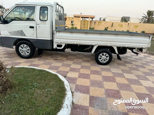 Used Hyundai H 100 in Tripoli