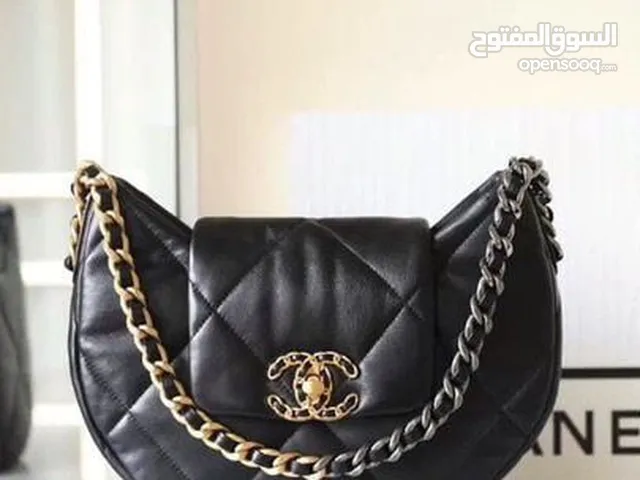 شنطة شانيل للبيع اصليه من هدايا البوتيك
