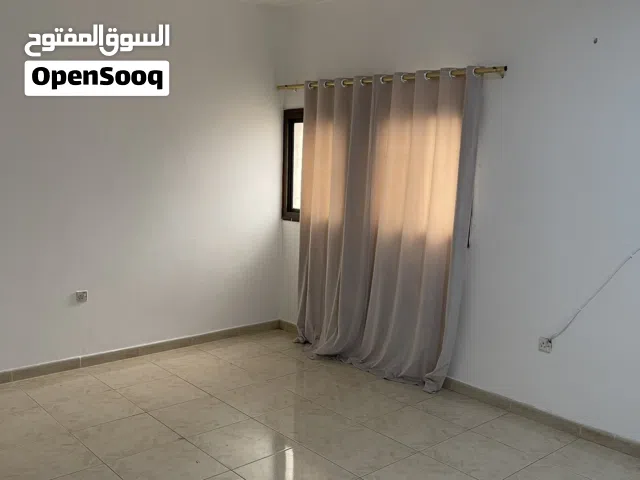 للشباب فقط
